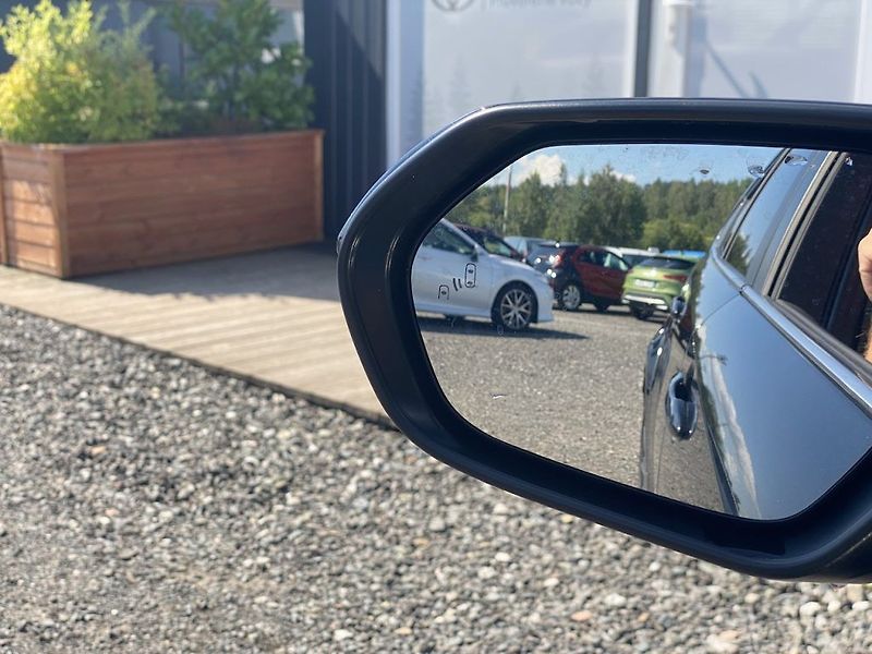Toyota Corolla 1.8HEV, ČR, Executive, DPH - fotka 17 z 19