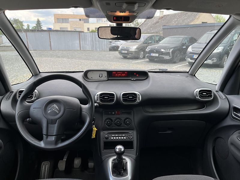 Citroën C3 Picasso - fotka 9 z 16