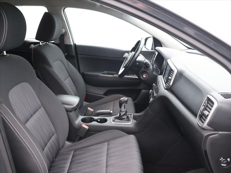 Kia Sportage 1,6 CRDI 85kW Exclusive - fotka 12 z 30