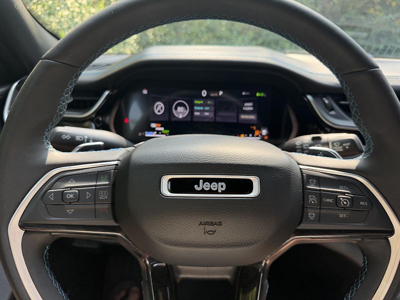 Jeep Grand Cherokee TRAILHAWK 4XE, MAX VÝBAVA-TOP  - fotka 34 z 53