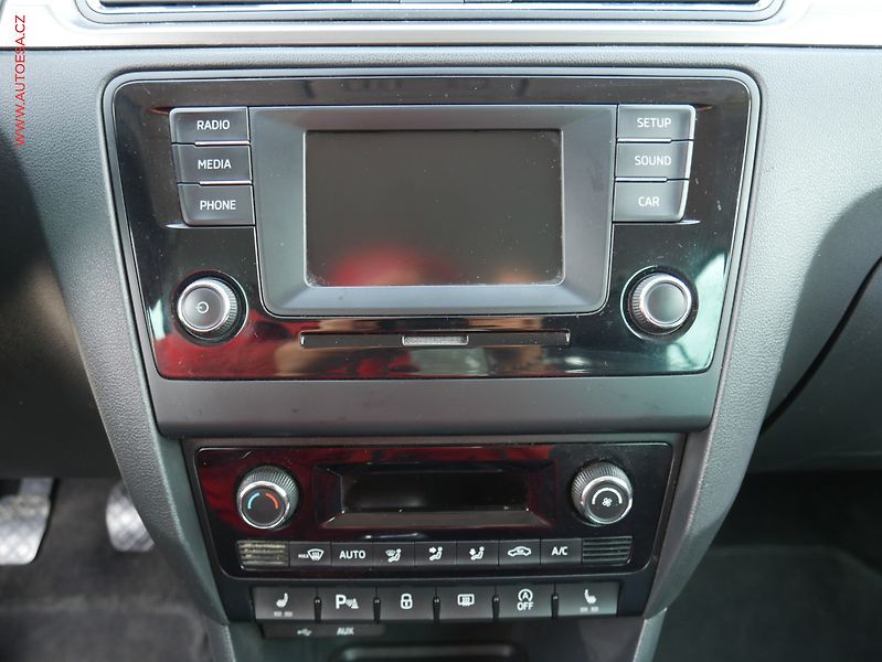 Škoda Rapid (2015) 1.6 TDi, ČR, Style, TZ - fotka 14 z 16