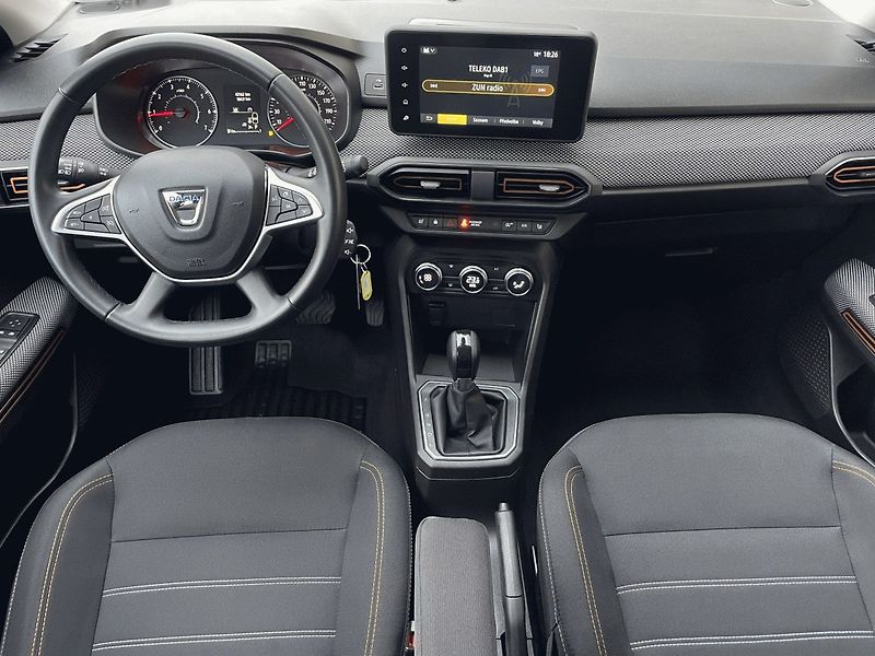 Dacia Sandero (2022) STEPWAY Comfort 1,0TCe 90k CVT - fotka 11 z 26
