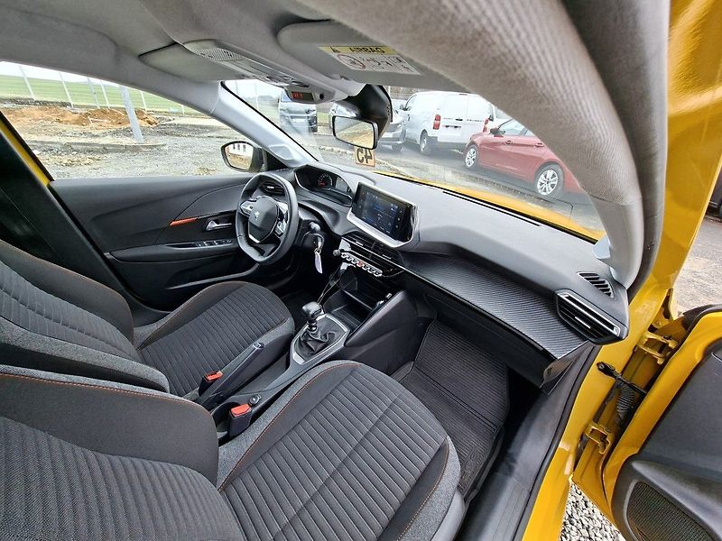 Peugeot 208 ACTIVE PACK 1.2 PT 100k M6 - fotka 14 z 25