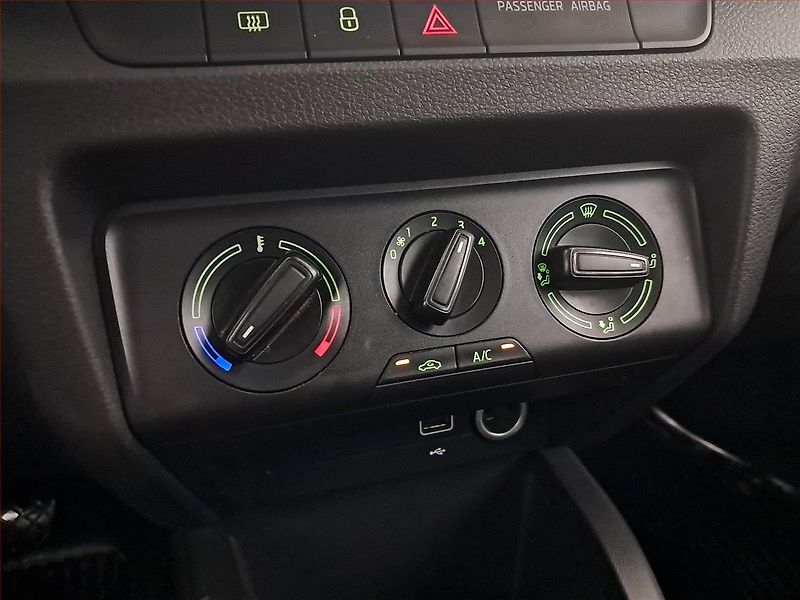 Škoda Fabia (2021) Ambition 1.0 TSI, ČR,1.maj - fotka 17 z 19