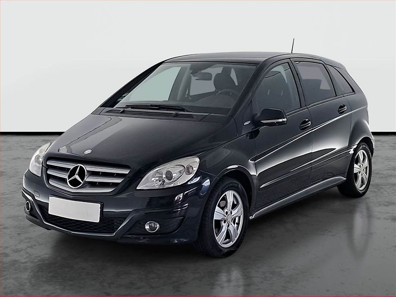 Mercedes-Benz Třídy B (2011) B 180, Vyhř. sedaček - fotka 2 z 18