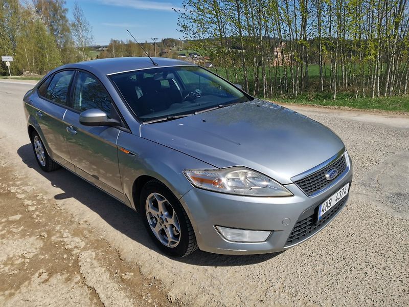Ford Mondeo (2008) Zdarma sada zim. kol+stř.nosič - fotka 5 z 17