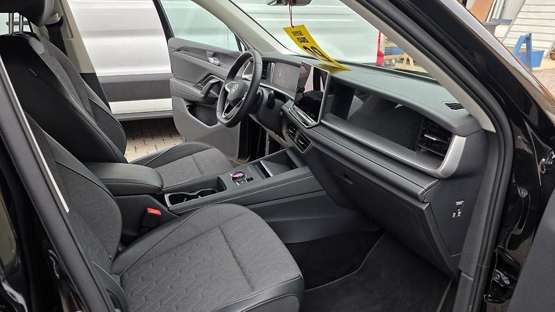 Volkswagen Tayron (2025) 1.5 eTSI 110kW DSG7 TZ záruka - fotka 16 z 37