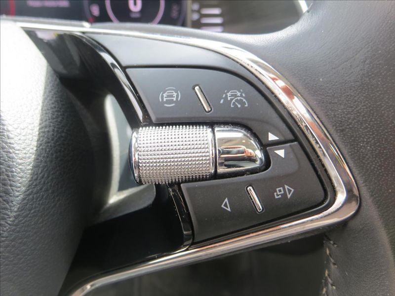 Škoda Superb 1,5 TSI 110kW Style - fotka 23 z 27