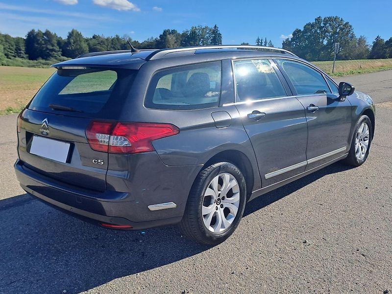 Citroën C5 (2013) 2.0 HDi PĚKNÝ STAV - fotka 5 z 30