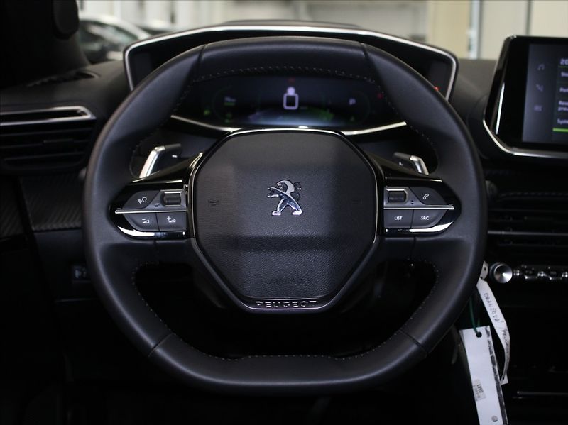 Peugeot 2008 1,2 PT 96kW AT Akční CENA! - fotka 9 z 22