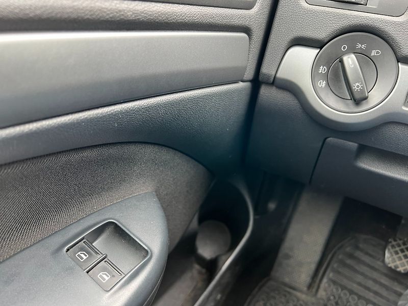 Škoda Octavia (2013) 1.6TDi 77kW! 2x kola! - fotka 17 z 17
