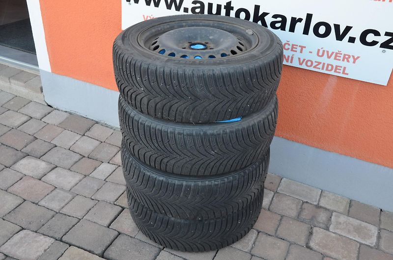 Ford Focus (2011) 1.6 EcoBoost 110kW Titanium  - fotka 8 z 36