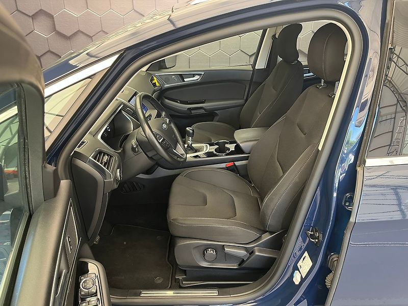 Ford S-MAX 2.0 EB Titanium mauál - fotka 26 z 51