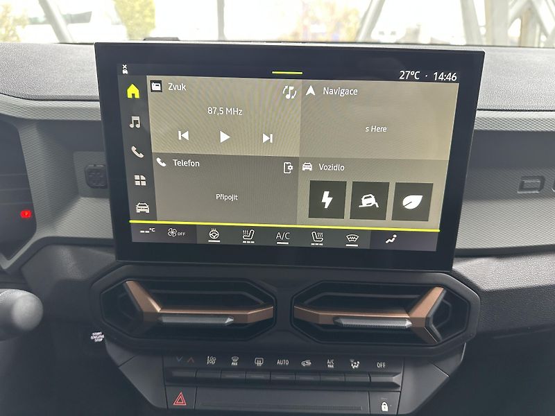 Dacia Duster (2026) EXTREME HYBRID 155, Skladem - fotka 11 z 19