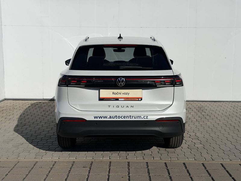 Volkswagen Tiguan (2025) People 7DSG 2,0TDi - fotka 9 z 25
