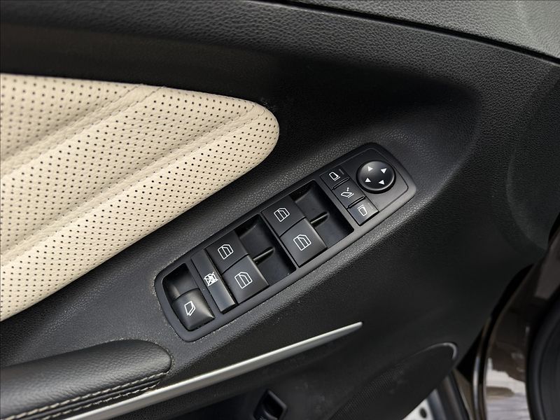 Mercedes-Benz GL 350 CDI 4Matic AMG - fotka 19 z 30