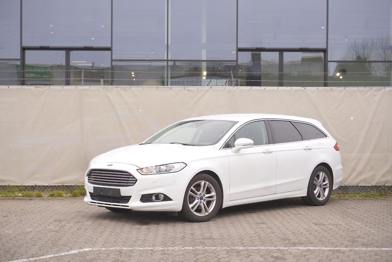 Ford Mondeo (2016) 1.5i 118 kW ECOBOOST AUTOMAT - fotka 3 z 22