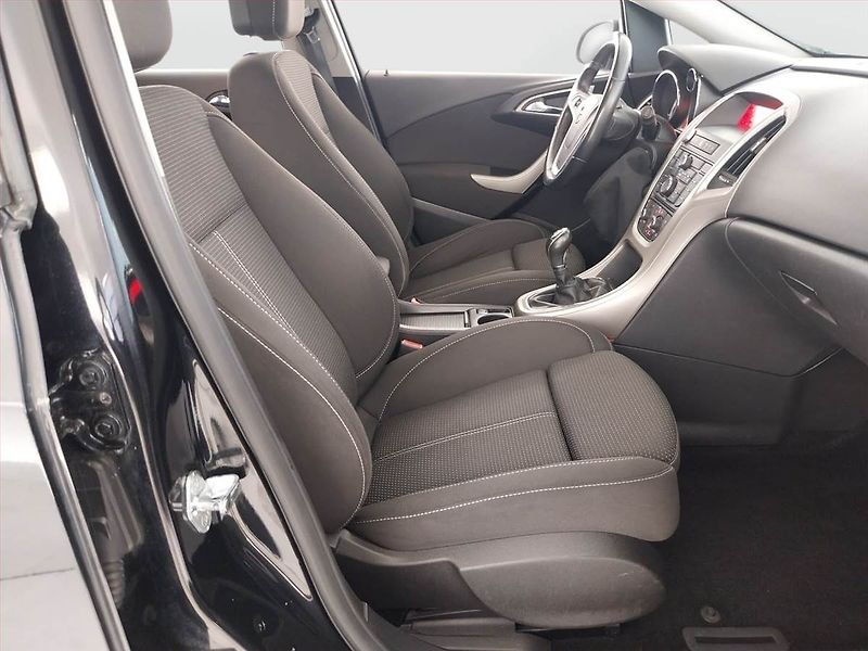 Opel Astra (2011) 1.7 CDTI, po STK, dobrý stav - fotka 9 z 20
