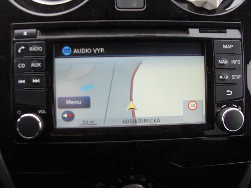 Nissan Note 1.5 DCi, 66 kW, klimatizace - fotka 14 z 23