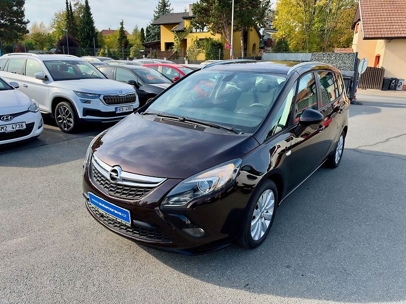 Opel Zafira (2012) 1.4T - 1.Majitel - CZ - fotka 2 z 22