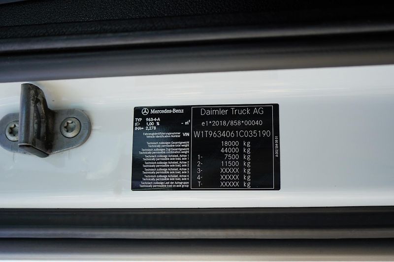 Mercedes-Benz Actros (2021) 1851 / EURO 6 / MEGA / LOW DEC - fotka 11 z 50