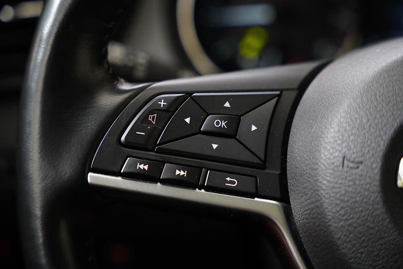 Nissan X-Trail - fotka 15 z 27