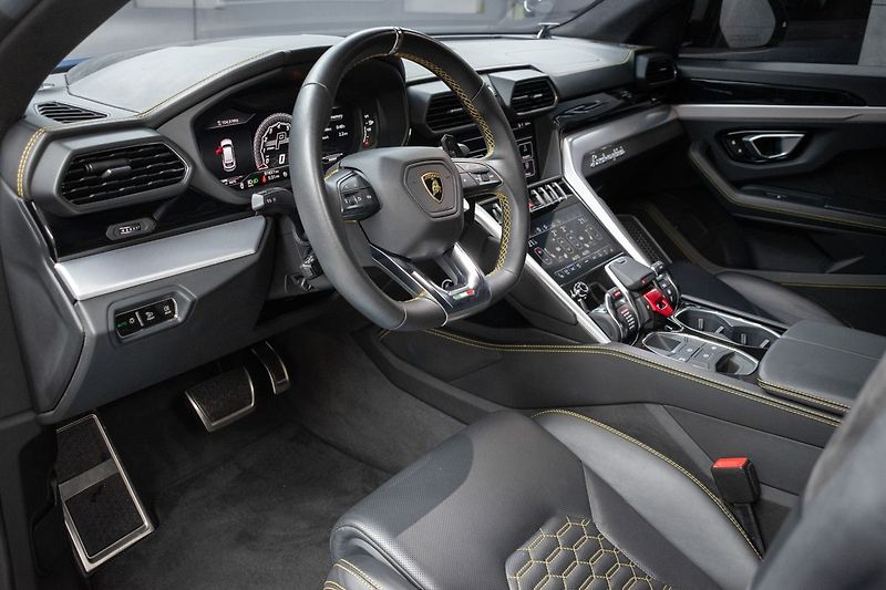 Lamborghini Urus 4.0 V8 650 PS AIR*B&O*DPH* - fotka 18 z 52