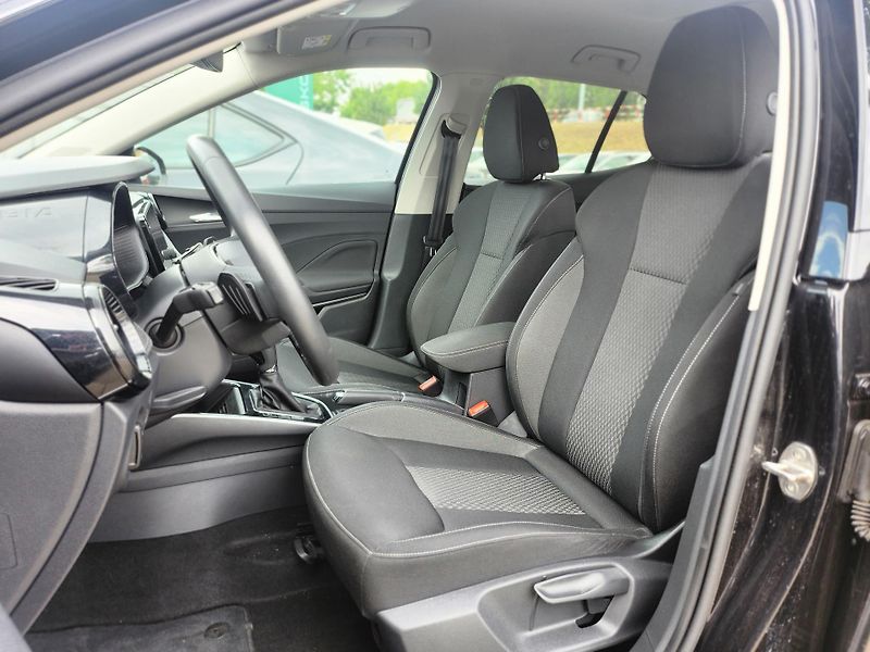 Škoda Fabia Top Selection 1.0 TSI 85 kW DS - fotka 9 z 25