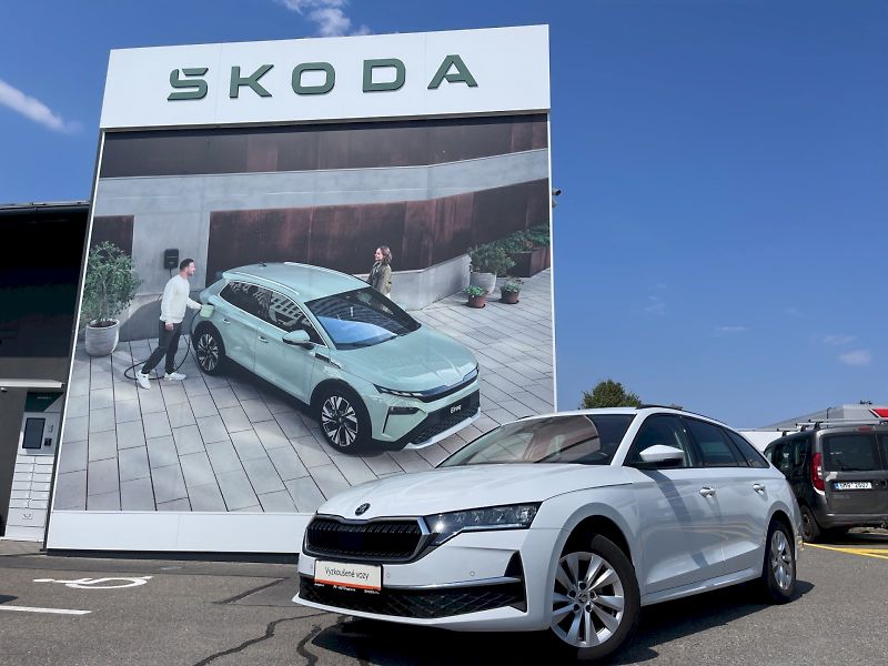 Škoda Octavia (2024) 1.5 TSI 110kW MHEV DSG Selecti - fotka 32 z 32
