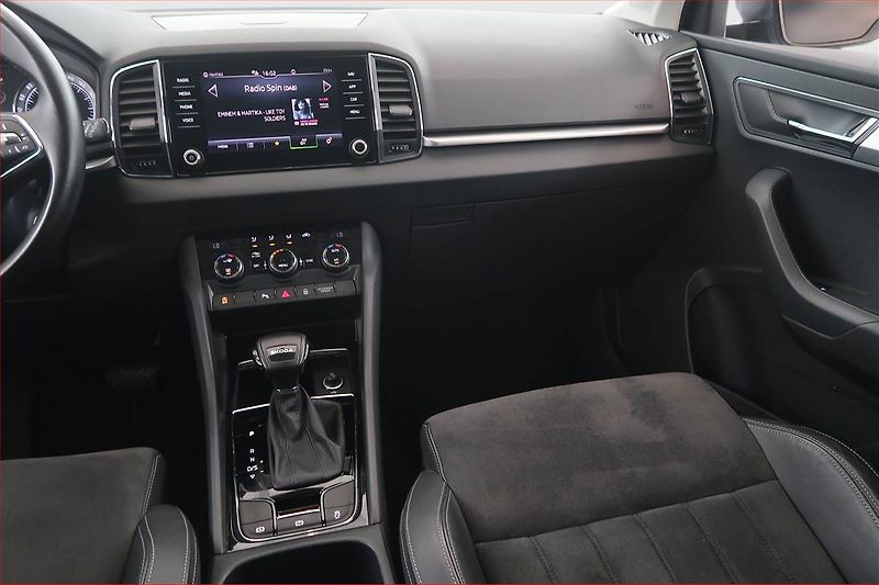 Škoda Karoq (2023) 2.0 TDI - fotka 8 z 17
