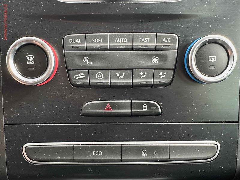 Renault Mégane (2019) 1.5DCi, 2.maj,ČR, AC, temp - fotka 14 z 16