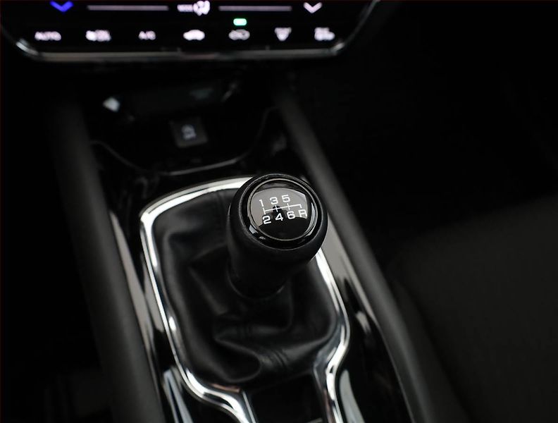 Honda HR-V (2017) 1.5 i-VTEC, ČR,1.maj - fotka 12 z 19