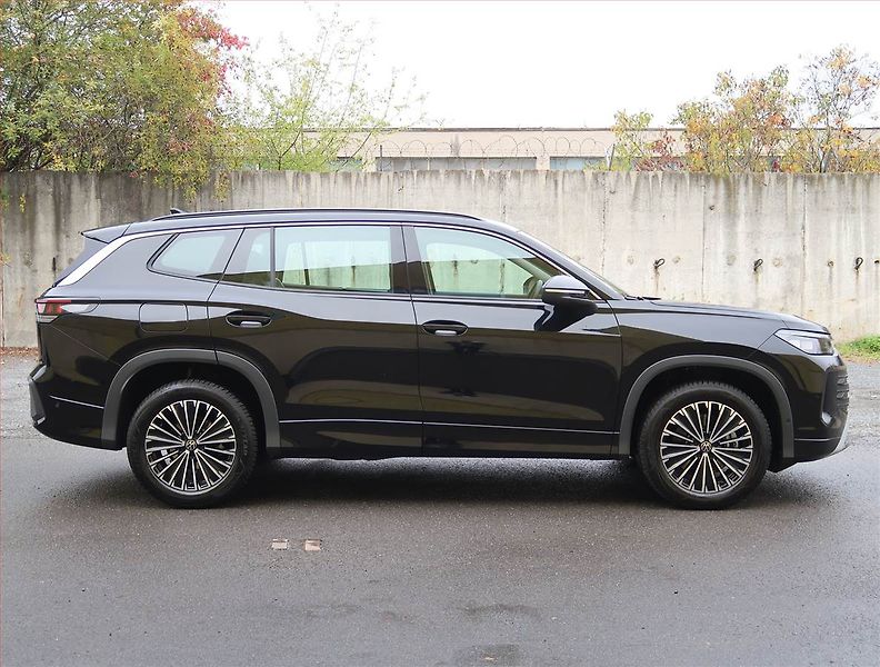 Volkswagen Tayron (2026) 1.5 eTSI, digi klima - fotka 6 z 32