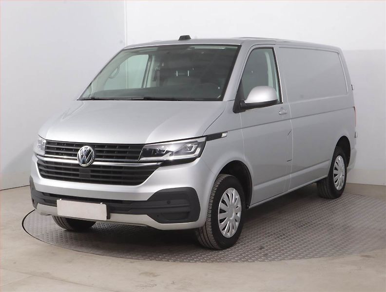Volkswagen Transporter (2023) 2.0 TDI, ČR, 1Maj - fotka 2 z 16