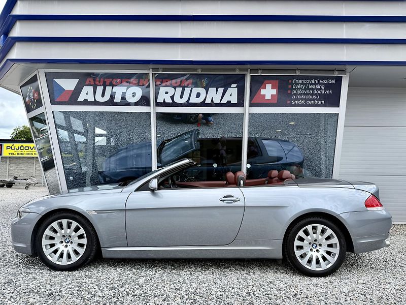 BMW Řada 6 645 Ci Cabrio REZERVACE - fotka 17 z 41