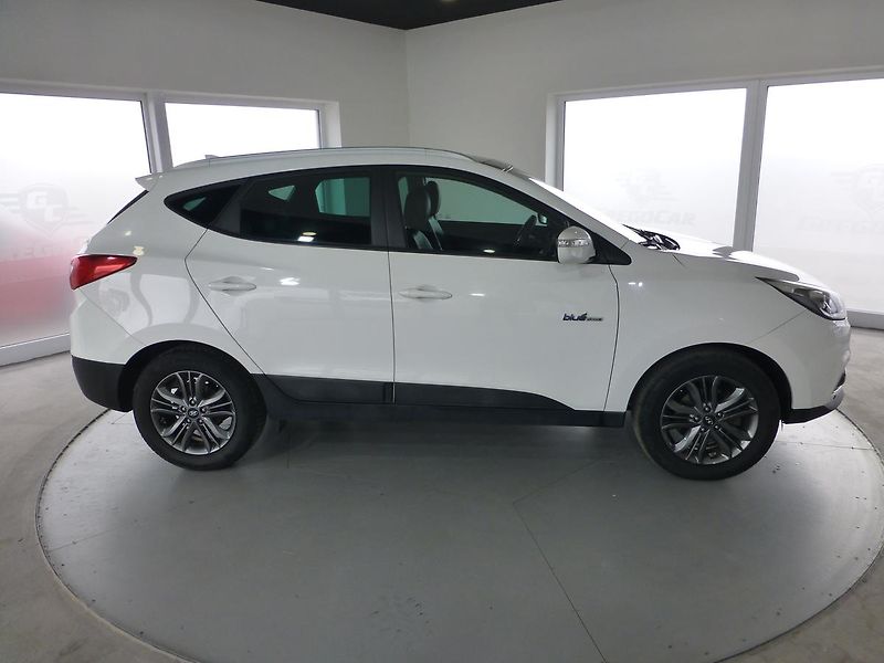 Hyundai ix35 (2015) 2,0I-122KW*VYHŘ.S*KAMER*PANORA - fotka 4 z 28