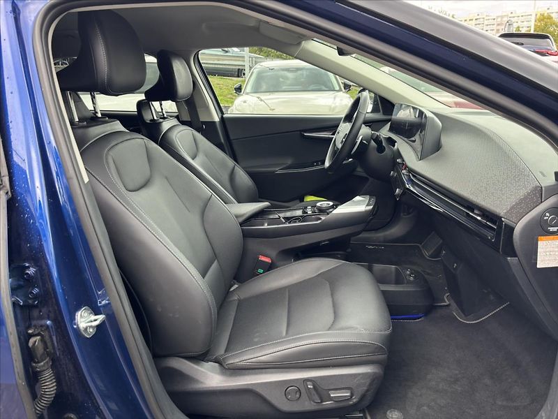 Kia EV6 0,0 168kW Earth ZÁRUKA SoH 98% - fotka 18 z 48