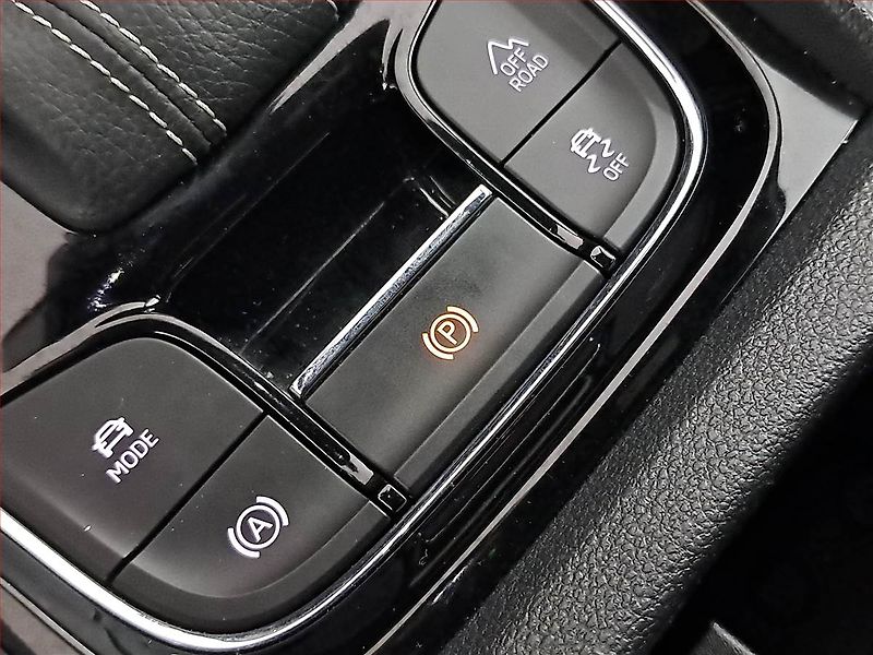 Škoda Karoq (2022) Sportline 2.0 TSI - fotka 16 z 22