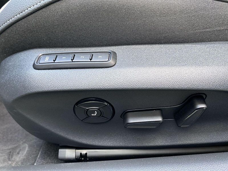 Škoda Superb (2025) 2.0 TDI 4x4 DSG SportLine - fotka 25 z 39