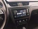 Škoda Rapid (2018) Spaceback 1.4 TSI, Automat - náhled 12