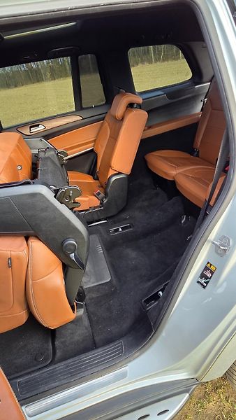 Mercedes-Benz GLS (2019) 4.7 /335kW - fotka 6 z 39