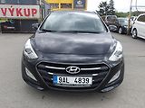 Hyundai i30 1,6CRDi  Automat!! 2 x kola! - náhled 3
