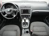 Škoda Octavia (2012) 1.6TDi, ČR, autoAC - náhled 8
