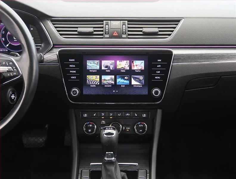 Škoda Superb (2020) Style 2.0 TDI - fotka 12 z 28