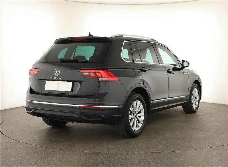 Volkswagen Tiguan (2022) Life 2.0 TDI - fotka 5 z 20