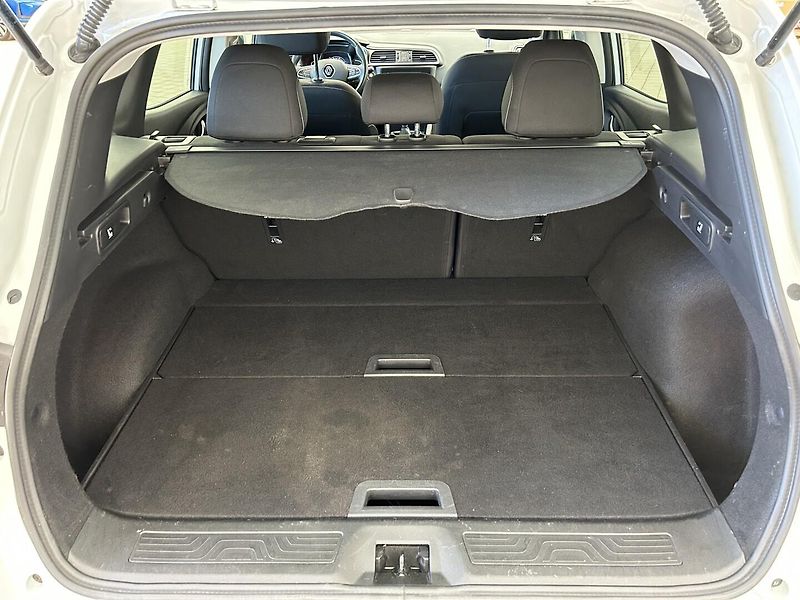 Renault Kadjar 1.3 TCe Zen - fotka 26 z 27