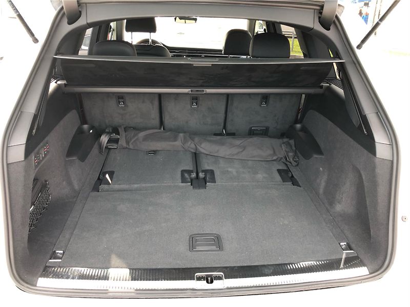 Audi Q7 3,0 TDI Quttro - fotka 13 z 30