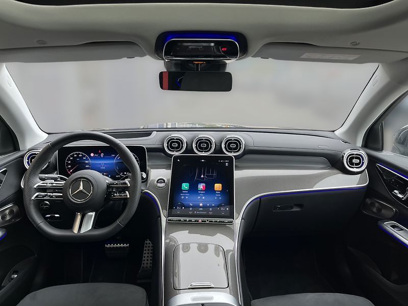 Mercedes-Benz GLC Coupé 300 e 4MATIC kupé s hybr - fotka 14 z 21