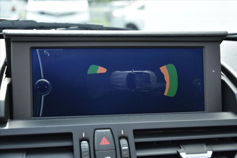 BMW Z4 23i 150kW SERVISNÍ KNIHA ČR - fotka 19 z 26