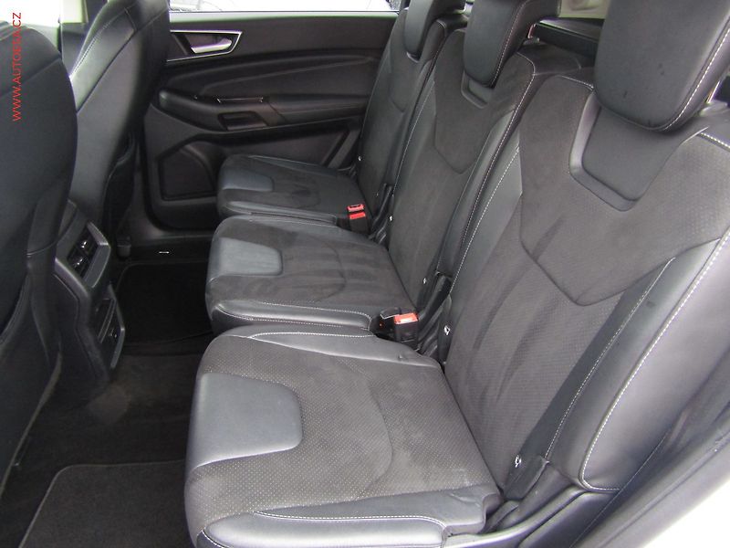 Ford S-MAX (2016) 2.0TDCi, AT, ACC, klima - fotka 10 z 19
